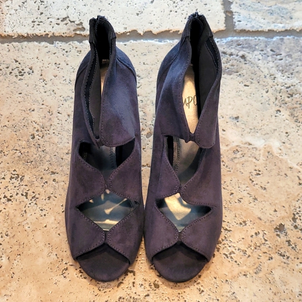 Women's Impo micro-suede heels, size 9.5
